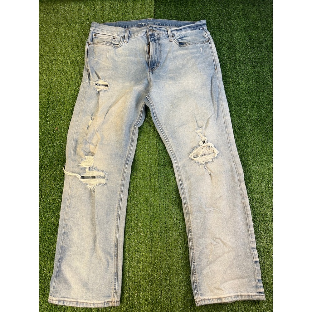 Old Navy Straight Built-In Flex Distressed Jeans Mens 36x30 Light Wash Destroyed